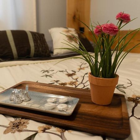 Trinity Escapes - Two Bedroom Two Bathroom Full Apartment Near Airport Anchorage Esterno foto