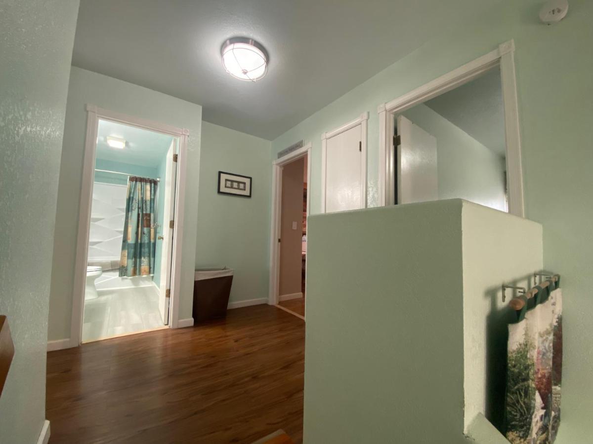 Trinity Escapes - Two Bedroom Two Bathroom Full Apartment Near Airport Anchorage Esterno foto