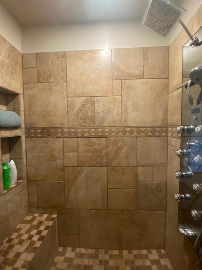 Trinity Escapes - Two Bedroom Two Bathroom Full Apartment Near Airport Anchorage Esterno foto